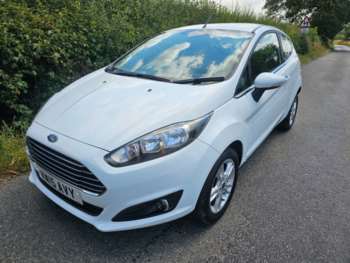 2015 (15) - 1.25 82 Zetec 3dr