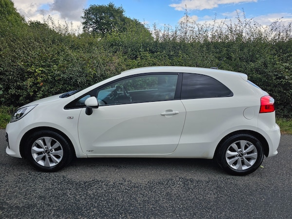Used Kia Rio 2015 for sale - 75550466: Photo 2