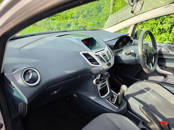 Used Ford Fiesta 2011 for sale - 78701594: Photo