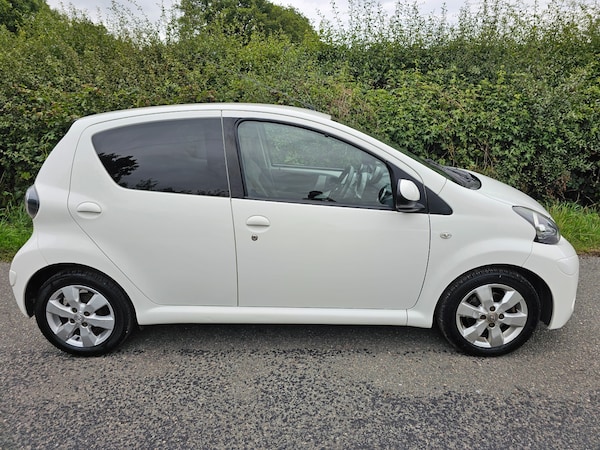 Used Toyota AYGO 2014 for sale - 75398519: Photo 10