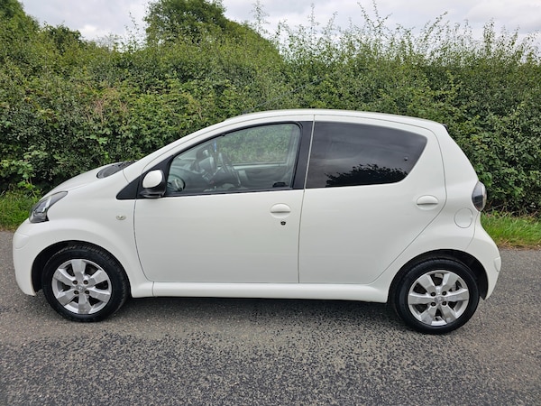 Used Toyota AYGO 2014 for sale - 75398519: Photo 11
