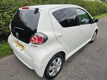 Used Toyota AYGO 2014 for sale - 75398519: Photo