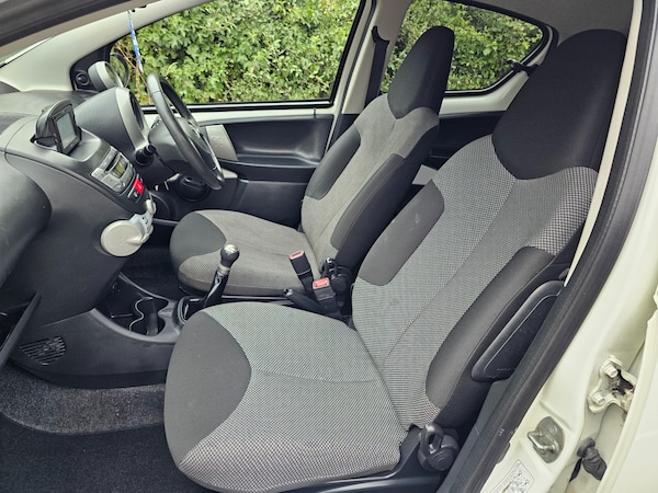 Used Toyota AYGO 2014 for sale - 75398519: Photo 7
