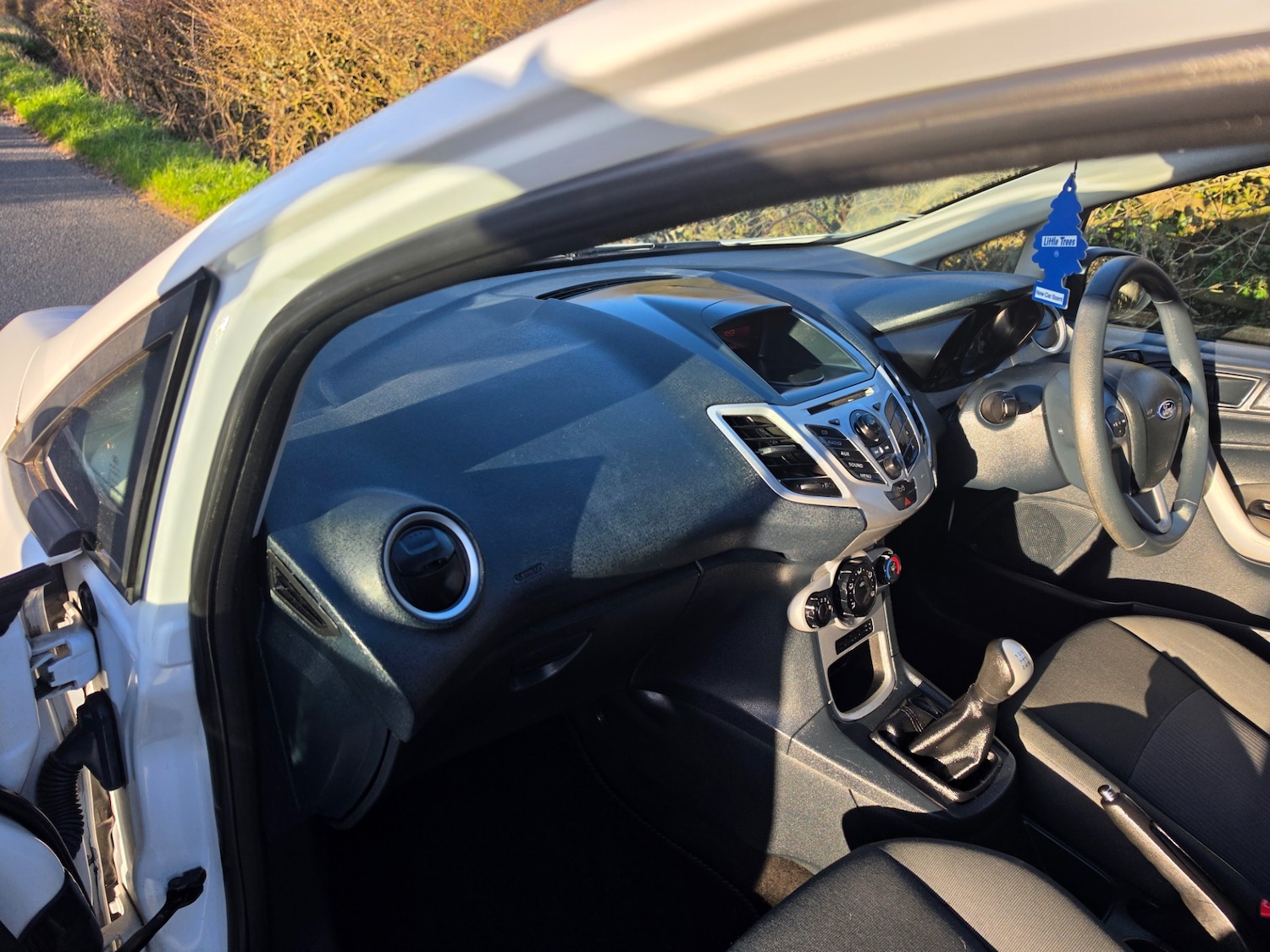 Used Ford Fiesta 2012 for sale - 77889154: Photo 8