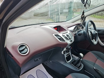 Used Ford Fiesta 2009 for sale - 77676870: Photo