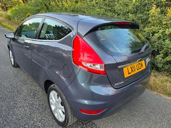 Used Ford Fiesta 2011 for sale - 79010692: Photo