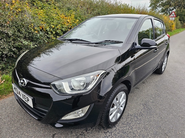 Used Hyundai i20 2014 for sale - 76197436: Photo 1