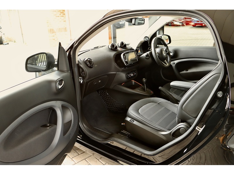 Used smart fortwo 2023 for sale - 76340059: Photo 28