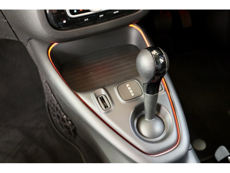 Used smart fortwo 2023 for sale - 76340059: Photo 34