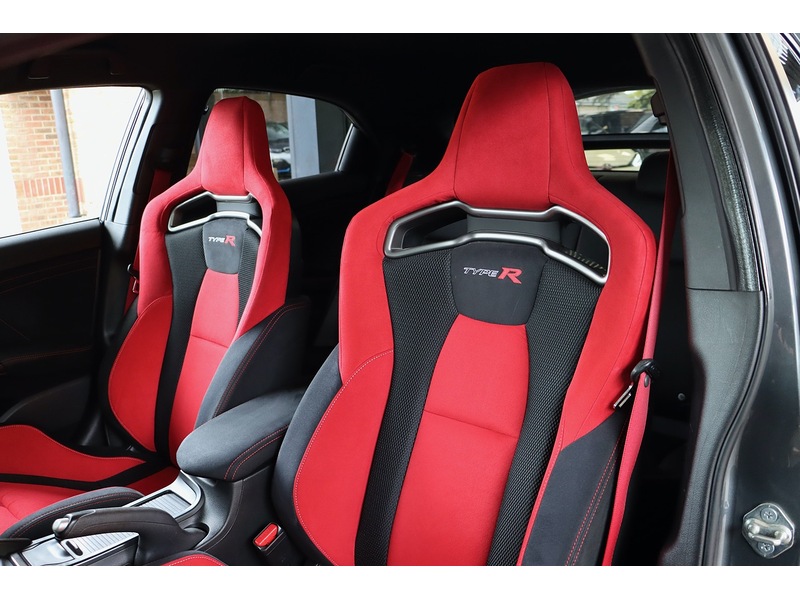 Used Honda Civic 2016 for sale - 76340063: Photo 35