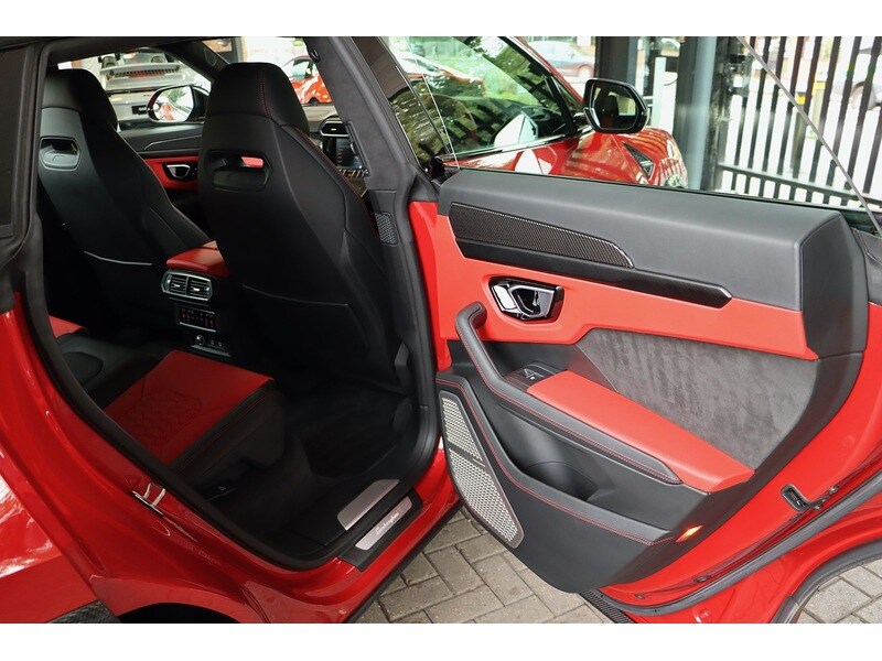 Used Lamborghini Urus 2021 for sale - 76340060: Photo 32