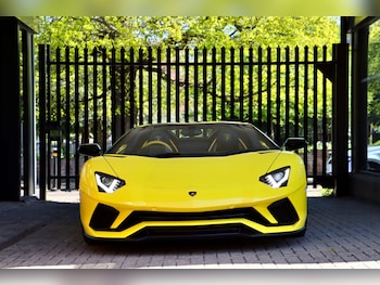 Used Lamborghini Aventador 2018 for sale - 79068788: Photo