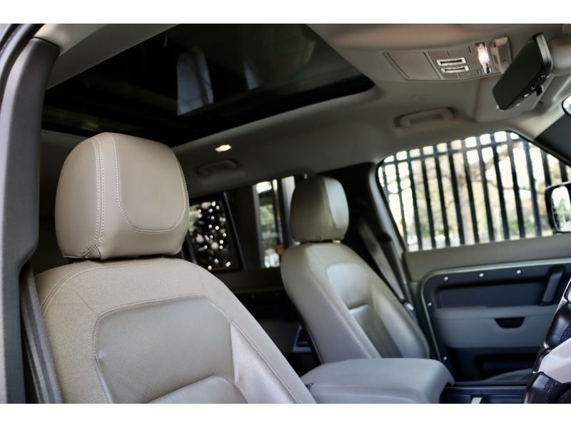 Used Land Rover Defender 110 2020 for sale - 77553565: Photo 14