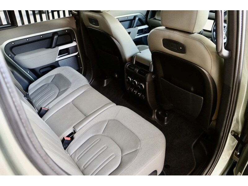 Used Land Rover Defender 110 2020 for sale - 77553565: Photo 19