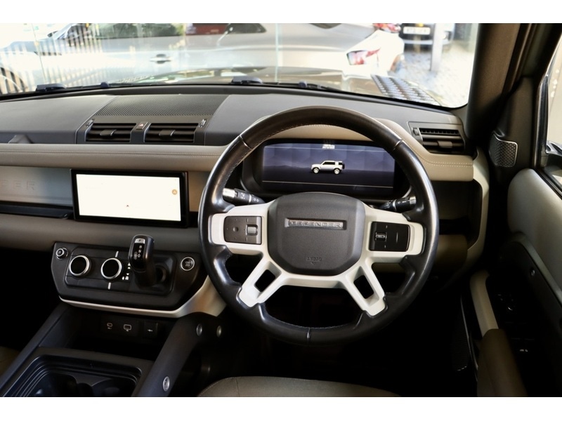 Used Land Rover Defender 110 2020 for sale - 77553565: Photo 27