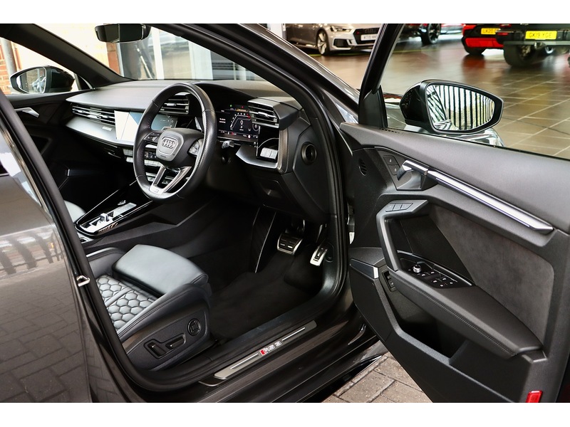 Used Audi RS3 2023 for sale - 76836649: Photo 25