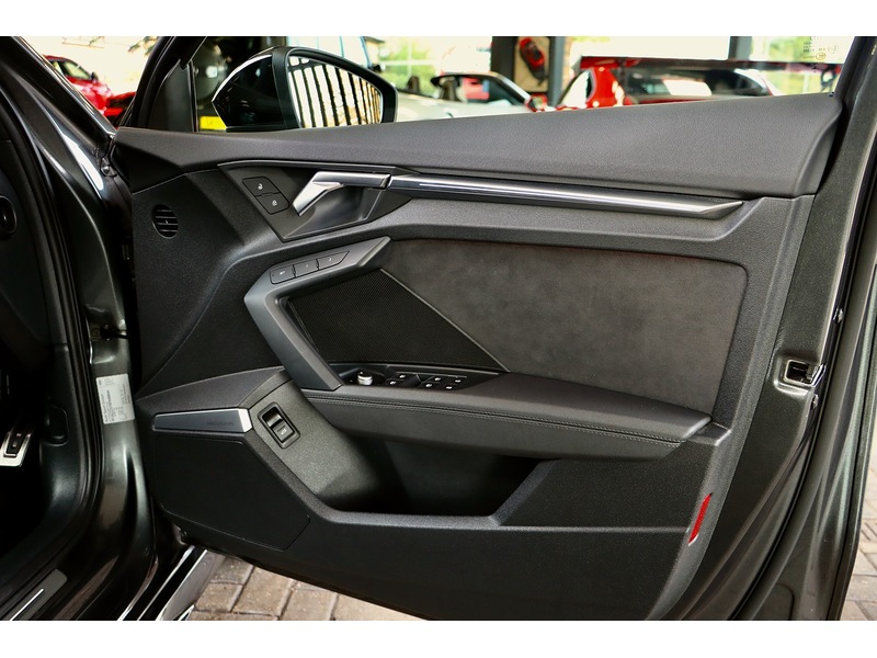 Used Audi RS3 2023 for sale - 76836649: Photo 27