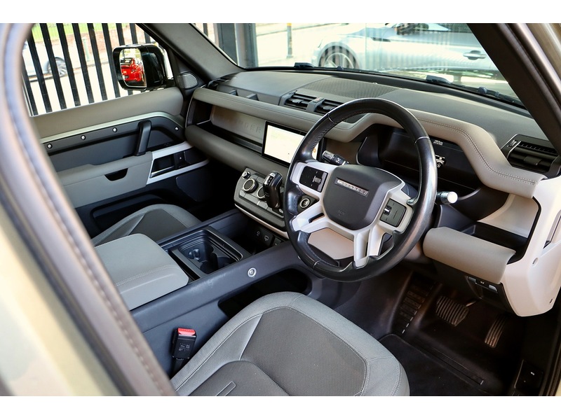 Used Land Rover Defender 110 2021 for sale - 77038609: Photo 17