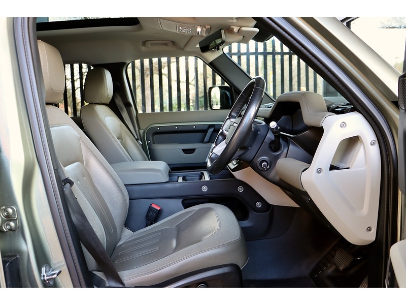 Used Land Rover Defender 110 2021 for sale - 77038609: Photo 18