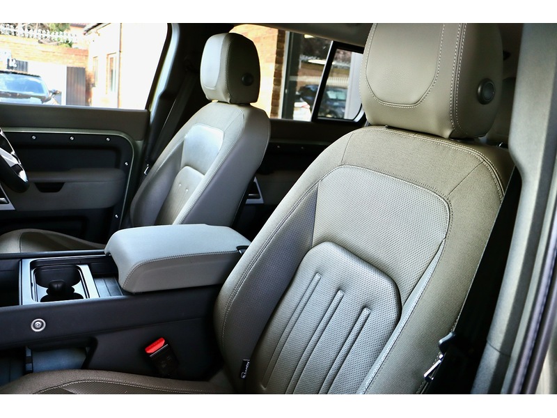 Used Land Rover Defender 110 2021 for sale - 77038609: Photo 35