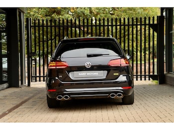 Used Volkswagen Golf 2019 for sale - 76340054: Photo