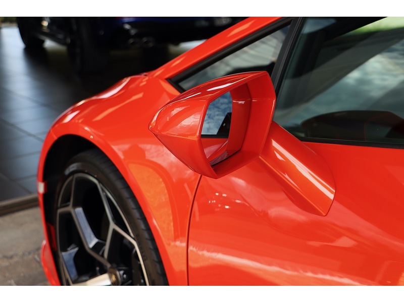 Used Lamborghini Huracan 2020 for sale - 76340068: Photo 10