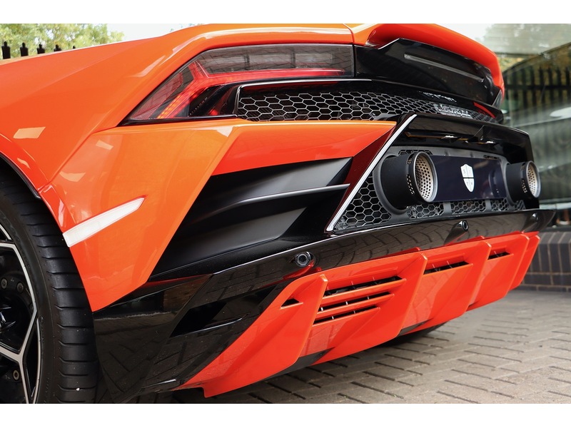 Used Lamborghini Huracan 2020 for sale - 76340068: Photo 17