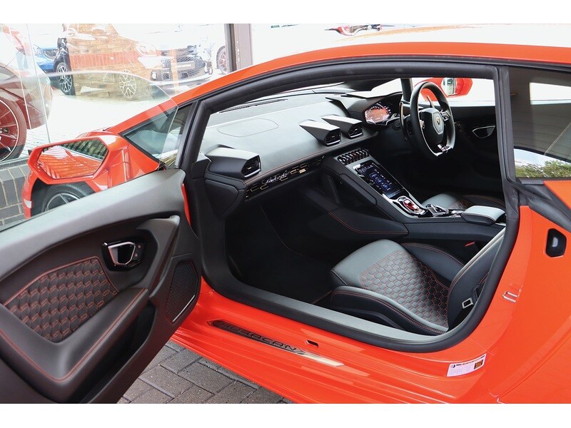 Used Lamborghini Huracan 2020 for sale - 76340068: Photo 47