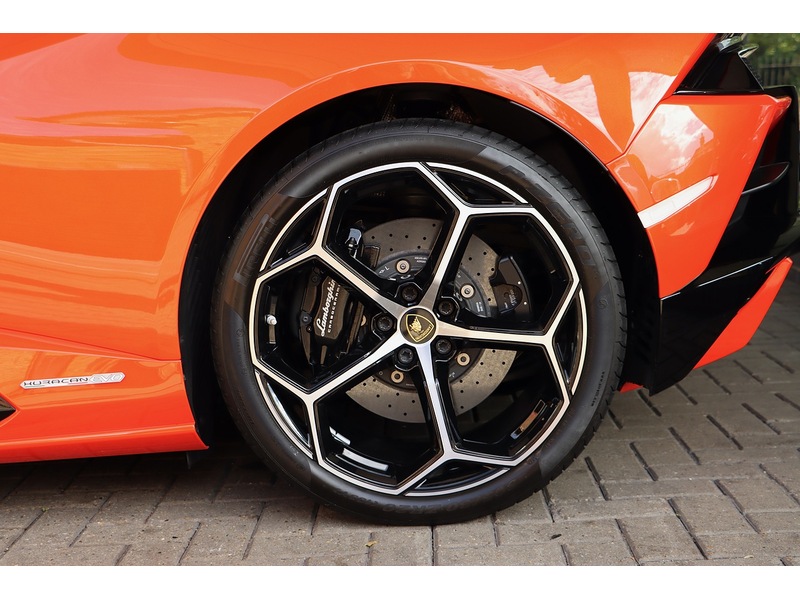 Used Lamborghini Huracan 2020 for sale - 76340068: Photo 5