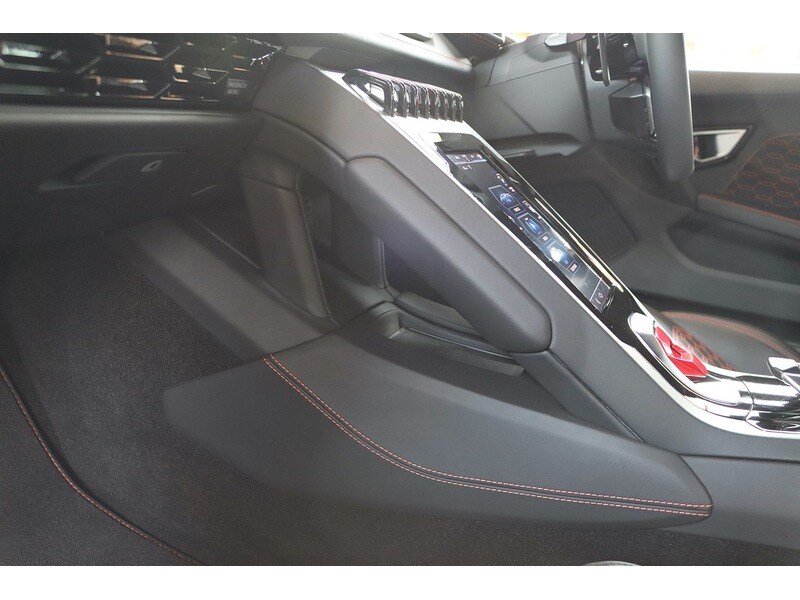 Used Lamborghini Huracan 2020 for sale - 76340068: Photo 51