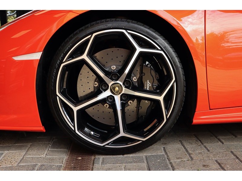 Used Lamborghini Huracan 2020 for sale - 76340068: Photo 6