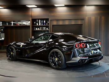 Used Ferrari 812 Superfast 2018 for sale - 79548207: Photo