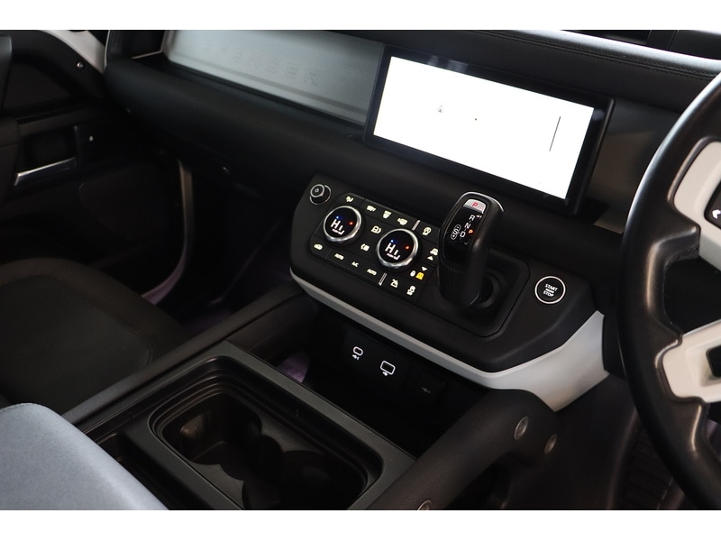 Used Land Rover Defender 110 2020 for sale - 77517529: Photo 14