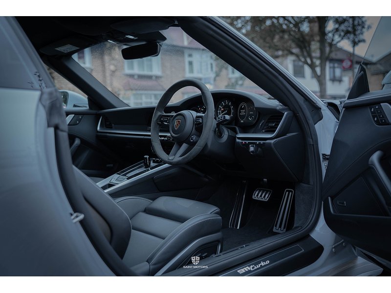 Used Porsche 911 2024 for sale - 76340055: Photo 14