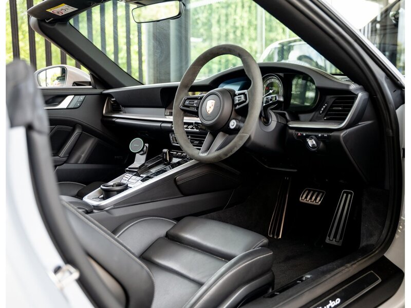 Used Porsche 911 2024 for sale - 76340055: Photo 25