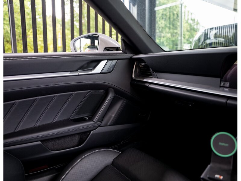 Used Porsche 911 2024 for sale - 76340055: Photo 26