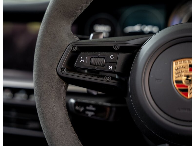 Used Porsche 911 2024 for sale - 76340055: Photo 41