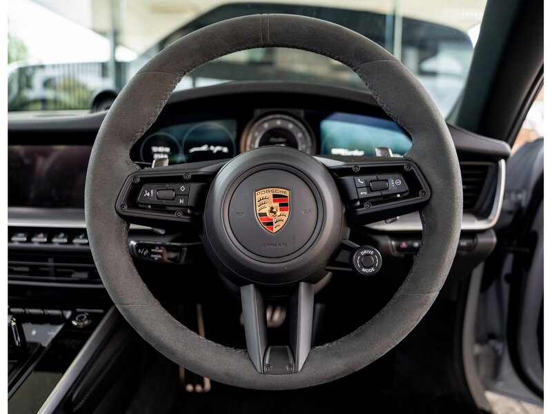 Used Porsche 911 2024 for sale - 76340055: Photo 46