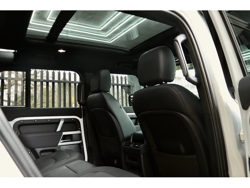 Used Land Rover Defender 2022 for sale - 78168008: Photo 28