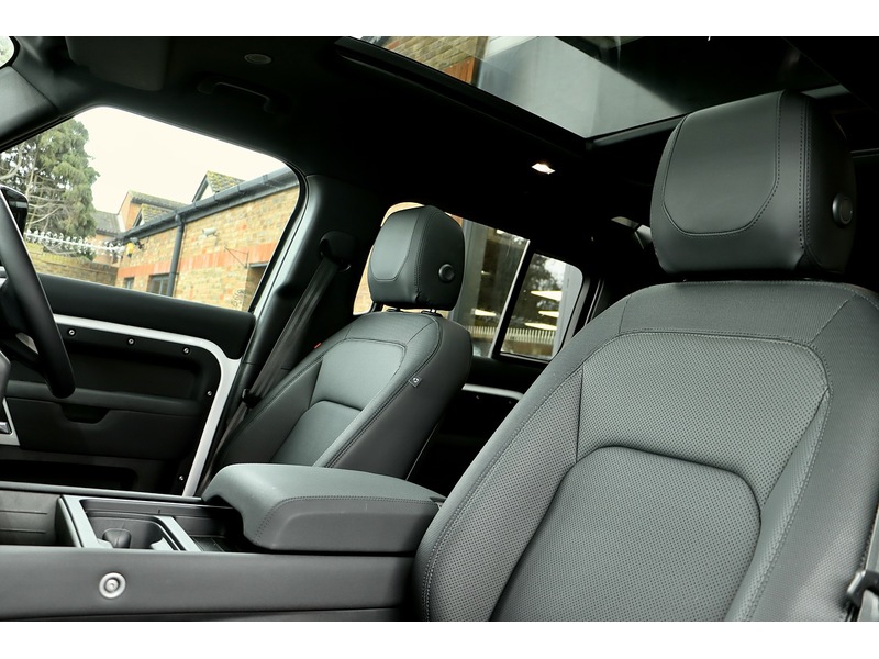 Used Land Rover Defender 2022 for sale - 78168008: Photo 38