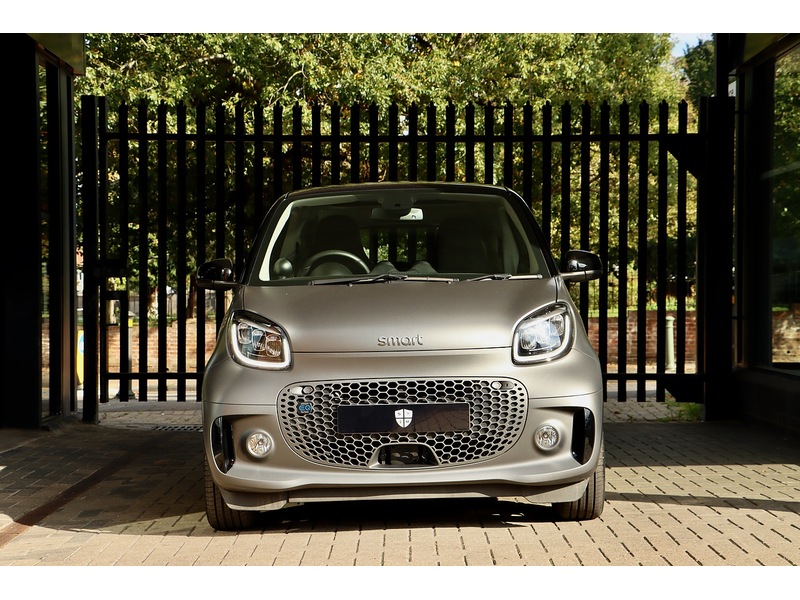 Used smart fortwo 2022 for sale - 76340065: Photo 2