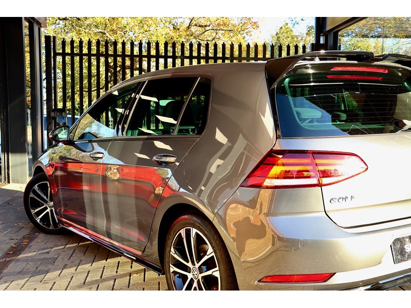 Used Volkswagen Golf 2019 for sale - 76682340: Photo 15