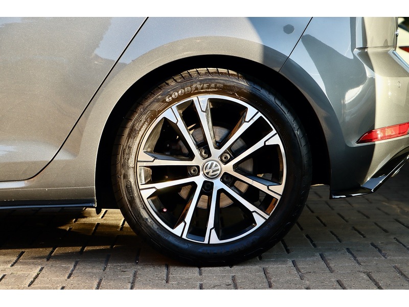 Used Volkswagen Golf 2019 for sale - 76682340: Photo 17