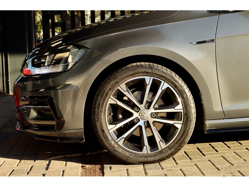 Used Volkswagen Golf 2019 for sale - 76682340: Photo 18