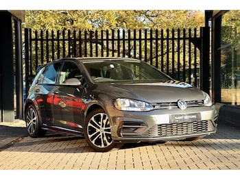 Used Volkswagen Golf 2019 for sale - 76682340: Photo