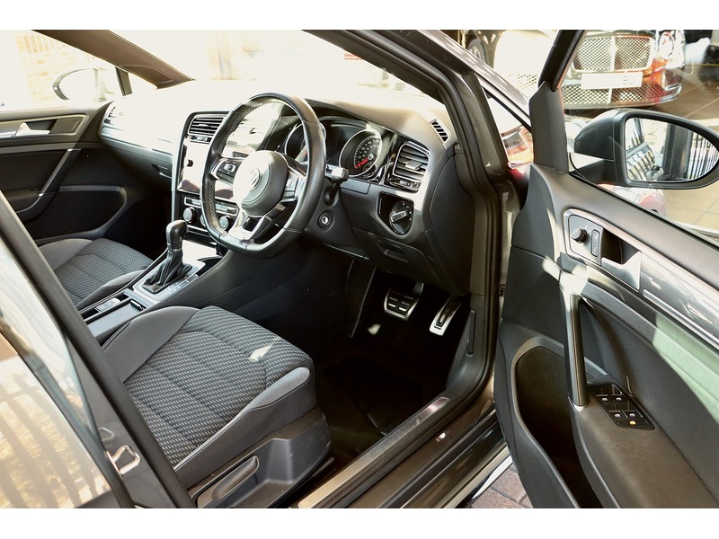 Used Volkswagen Golf 2019 for sale - 76682340: Photo 20