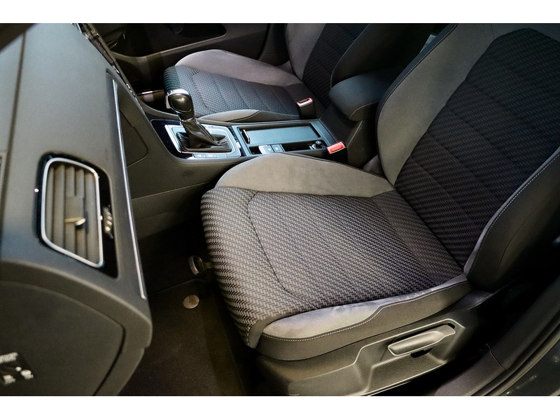 Used Volkswagen Golf 2019 for sale - 76682340: Photo 34