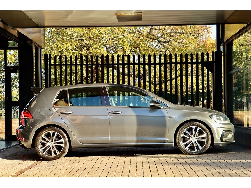 Used Volkswagen Golf 2019 for sale - 76682340: Photo 4