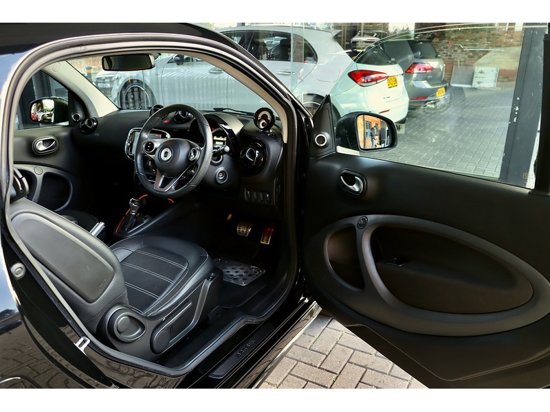 Used smart fortwo 2021 for sale - 76510395: Photo 28