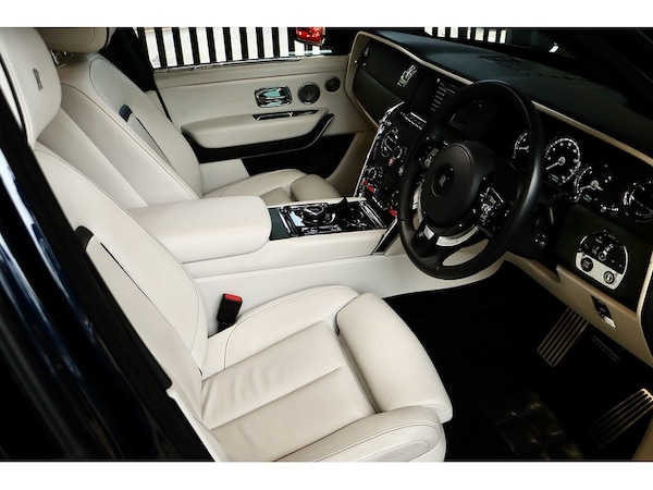 Used Rolls-Royce Cullinan 2019 for sale - 76340051: Photo 14